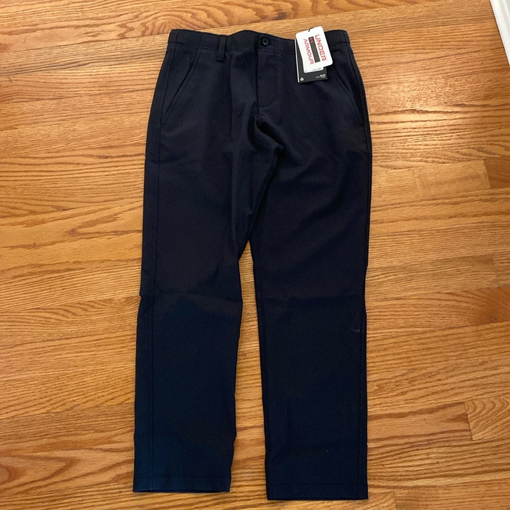 NWT UA black golf pants